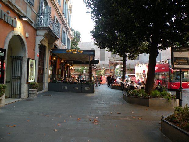  Harry's bar, Via Veneto